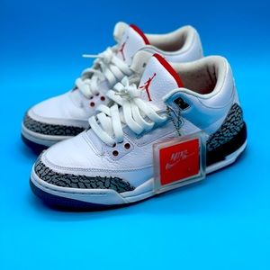 2013
Air Jordan 3 GS Retro '88'